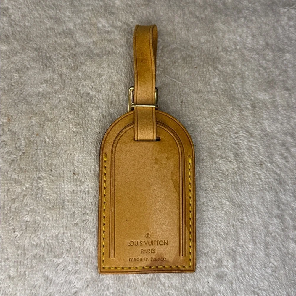 Vintage Louis Vuitton Luggage Tag and Poignier in Vachetta Leather (13T)